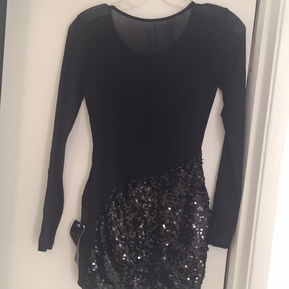 Dress - Picture 3 of 4